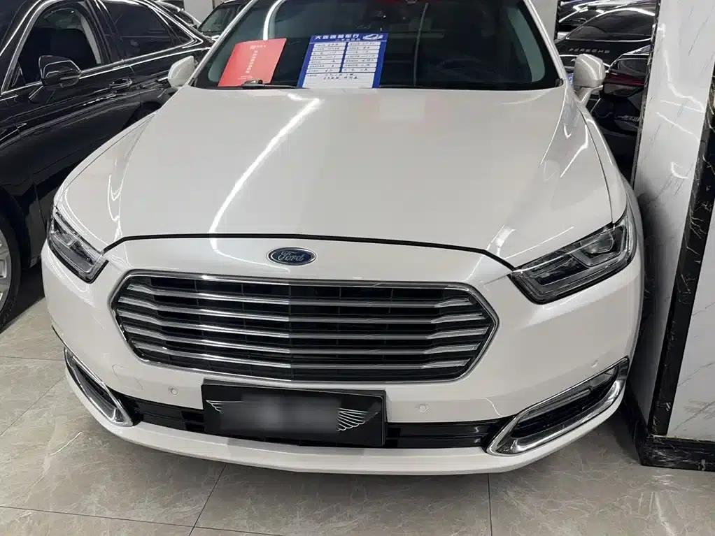 2015 Taurus EcoBoost 245 Luxury — миниатюра 5