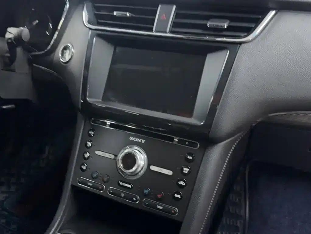 2015 Taurus EcoBoost 245 Luxury — миниатюра 9