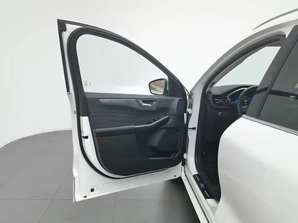 Escape 2020 EcoBoost 245 2WD Smart Enjoyment Edition — миниатюра 8