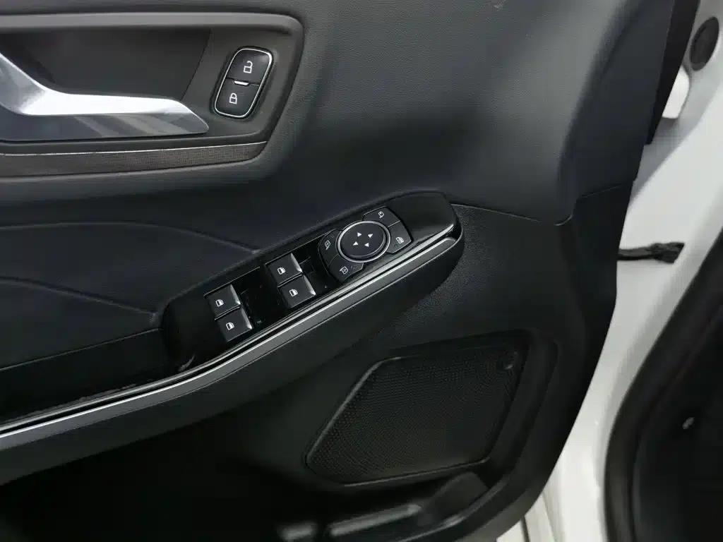 Escape 2020 EcoBoost 245 2WD Smart Enjoyment Edition — миниатюра 9