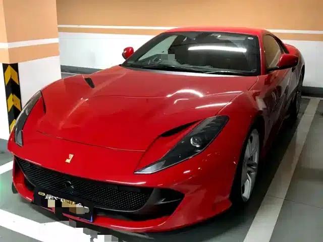 Ferrari 812 2017 6.5L Superfast