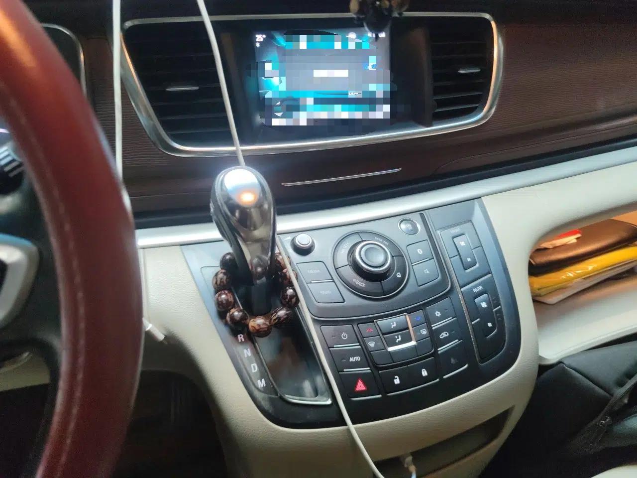 Buick GL8 2018 28T Luxury Model China VI Standard — миниатюра 13