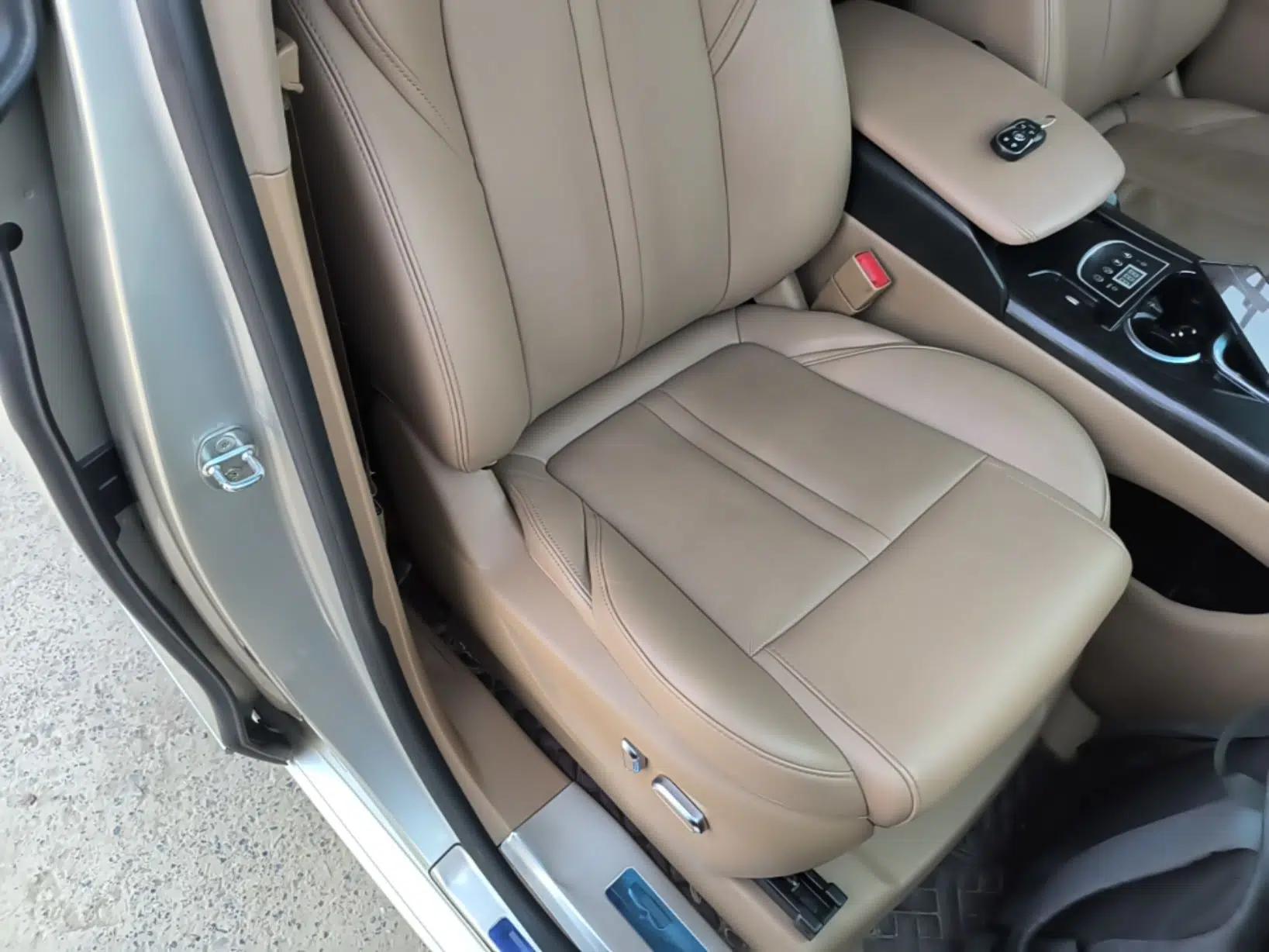 Buick GL8 2020 ES Land Cruiser 653T Flagship Model — миниатюра 24