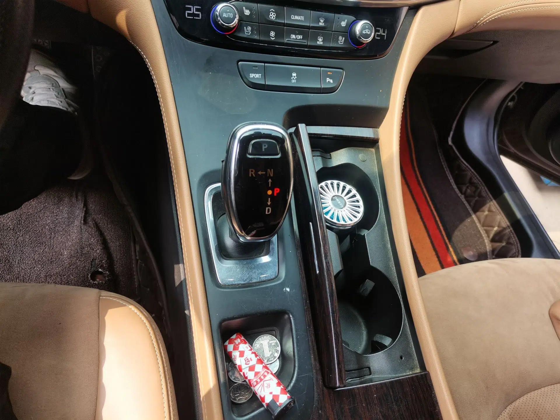Buick LaCrosse 2016 20T Elite Edition — миниатюра 14