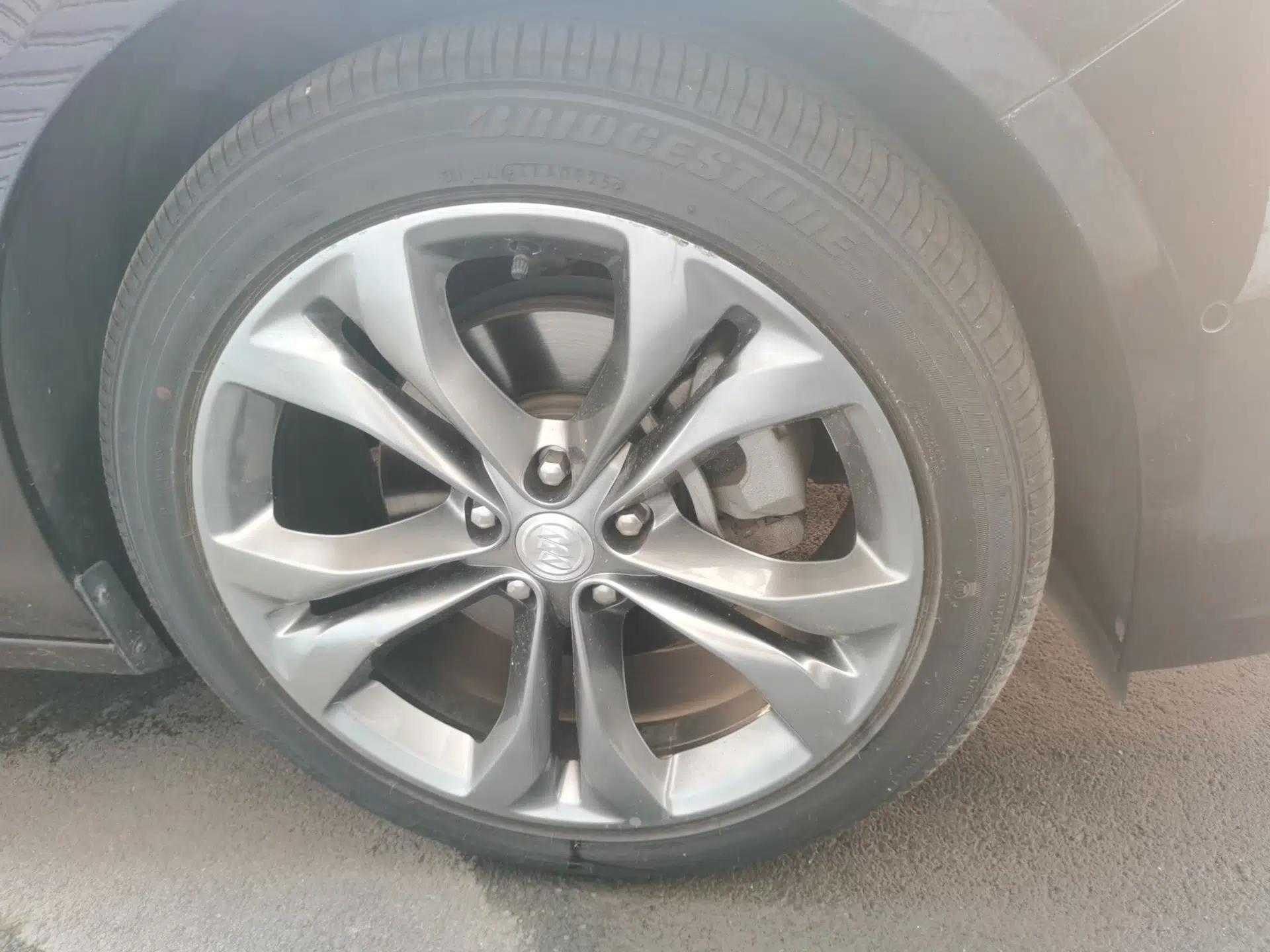 Buick LaCrosse 2019 28T Avenir — миниатюра 8