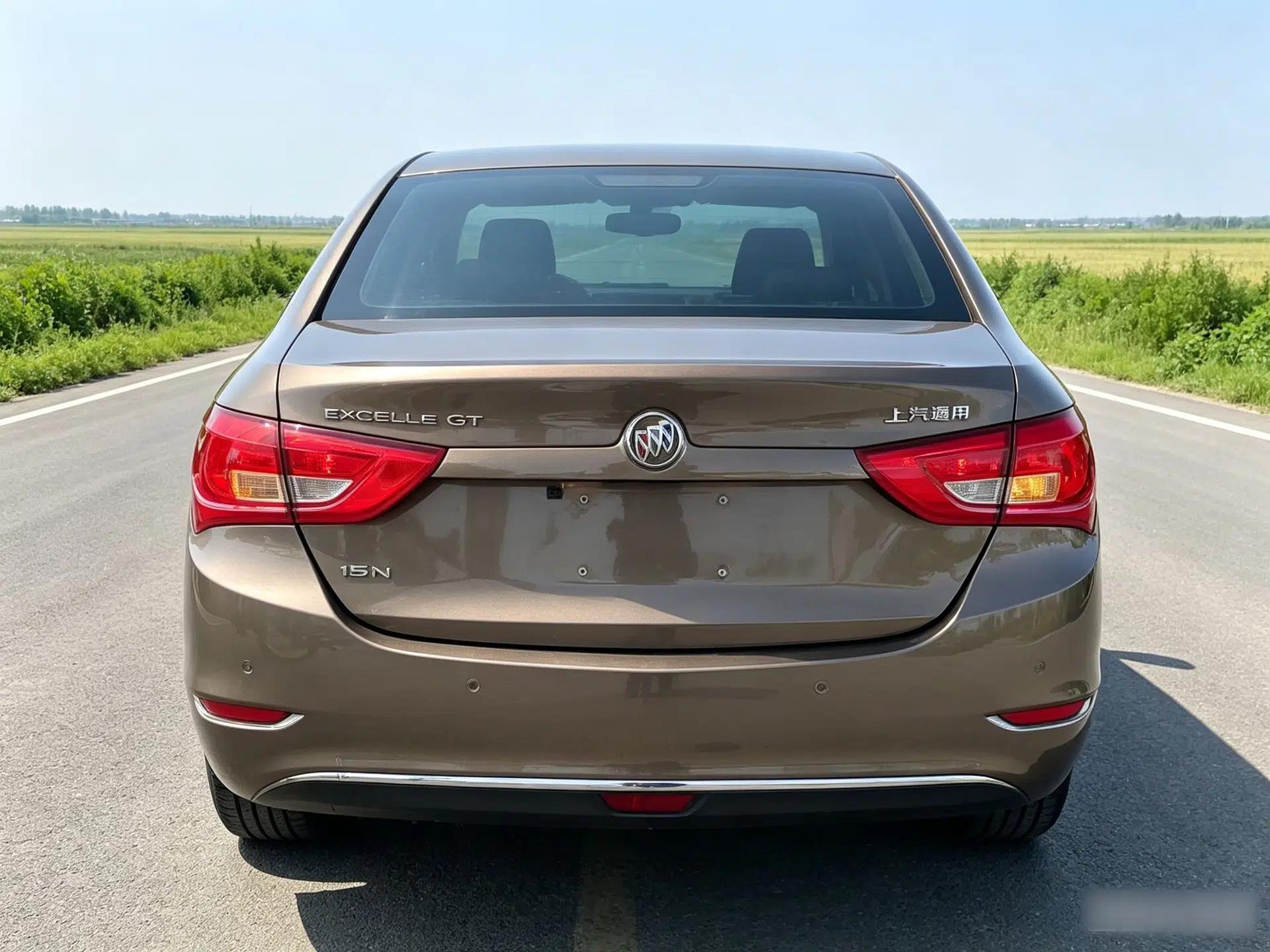 Buick GT 2016 15N Automatic Luxury Edition — миниатюра 5