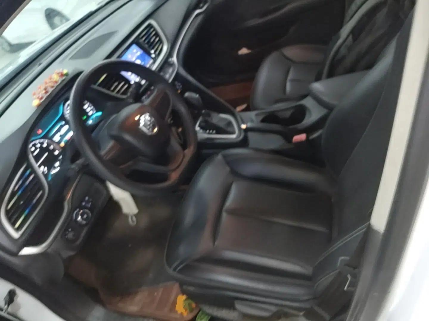 Buick GT 2021 1.3T Automatic Mild Hybrid Elite Version — миниатюра 17