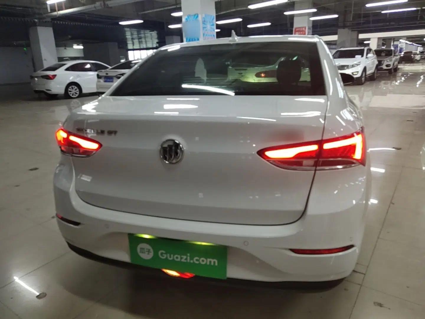 Buick GT 2021 1.3T Automatic Mild Hybrid Elite Version — миниатюра 5