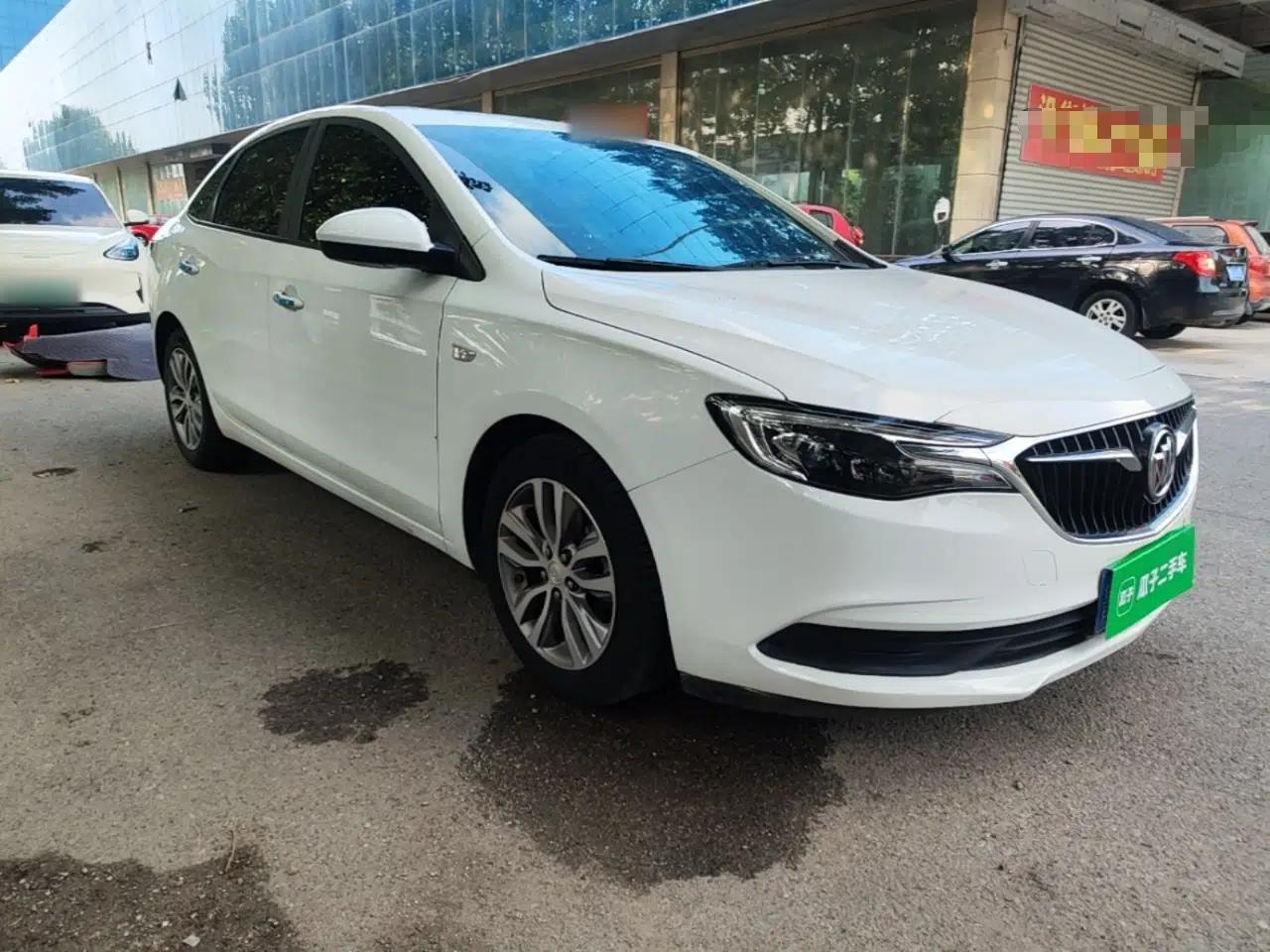 Buick GT 2021 Revised Version 1.3T Automatic Mild Hybrid Elite Edition — миниатюра 3