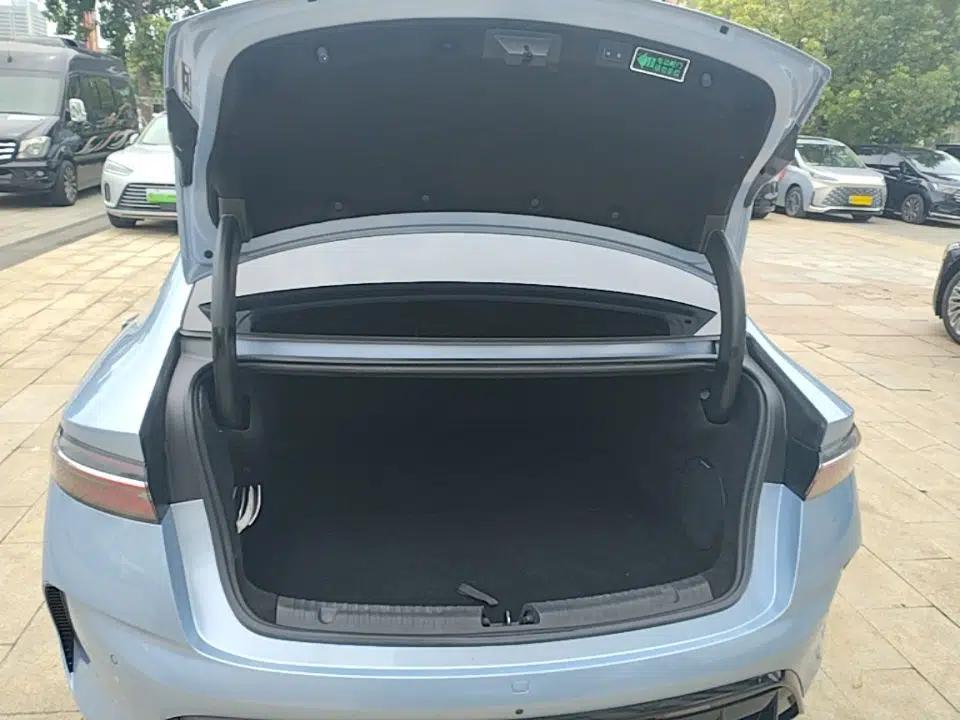 BYD Seal 2022 700 km Long-Range Rear-Wheel-Drive Version — миниатюра 22