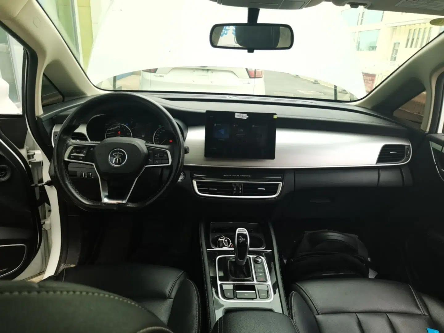 BYD Song MAX 2021 Upgraded Model 1.5T Automatic Luxury 7-Seater — миниатюра 12