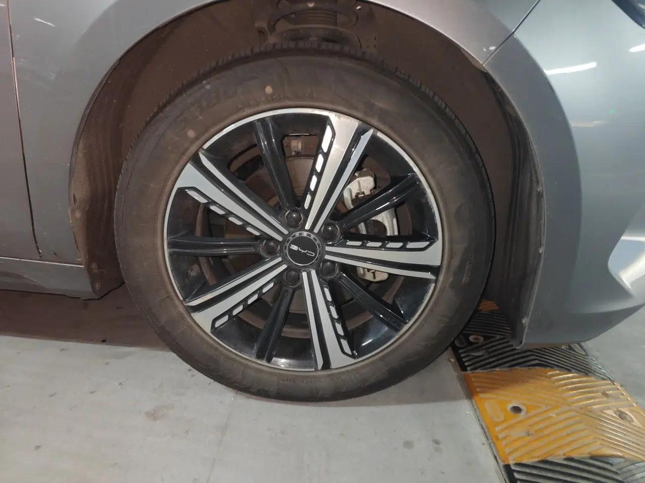 BYD Destroyer 05 2022 DM-i 55KM Prestige Model — миниатюра 8