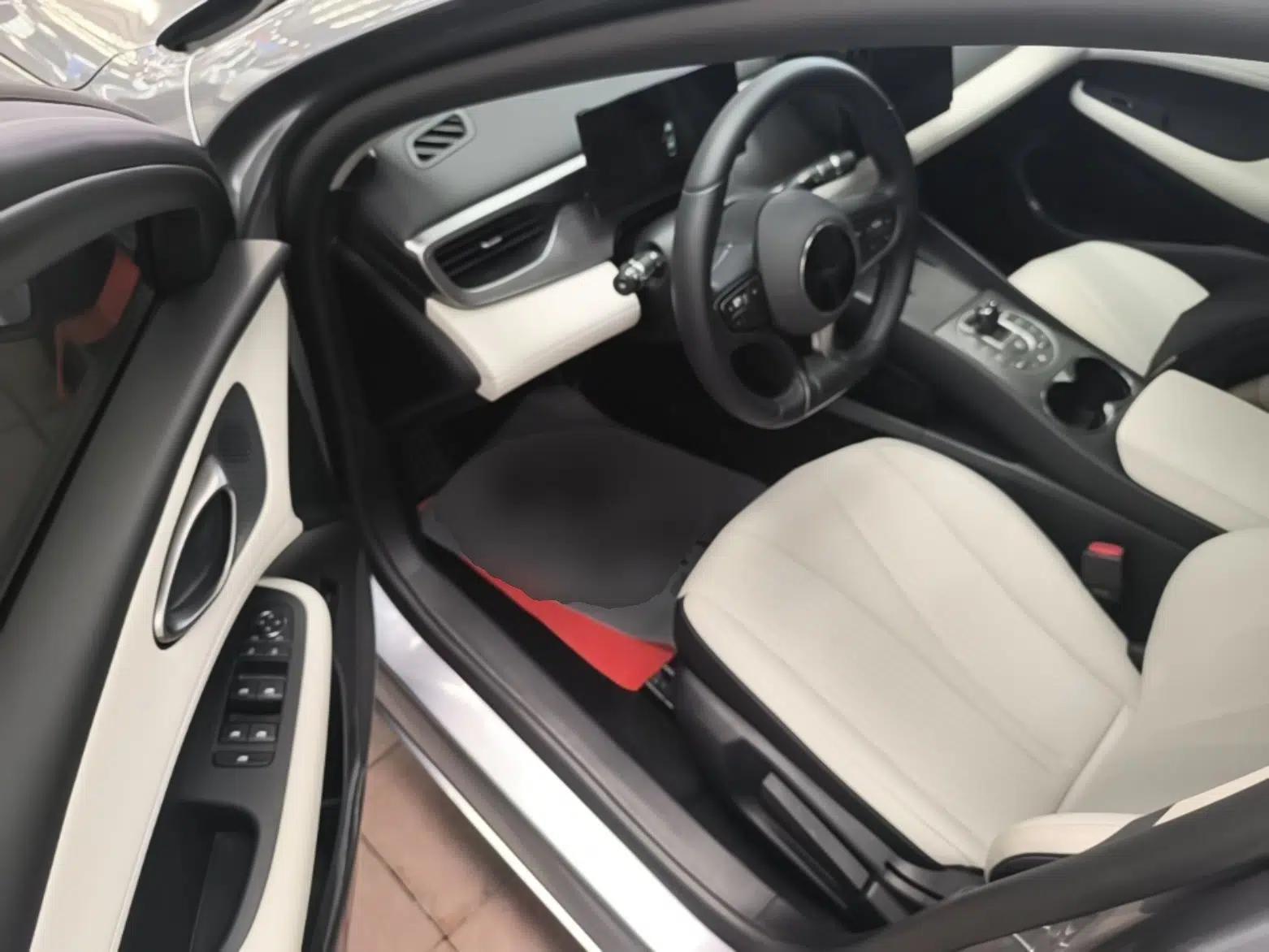 BYD Seal 05 DM-i 2025 DM-i Smart Drive 55KM Luxury Model — миниатюра 18