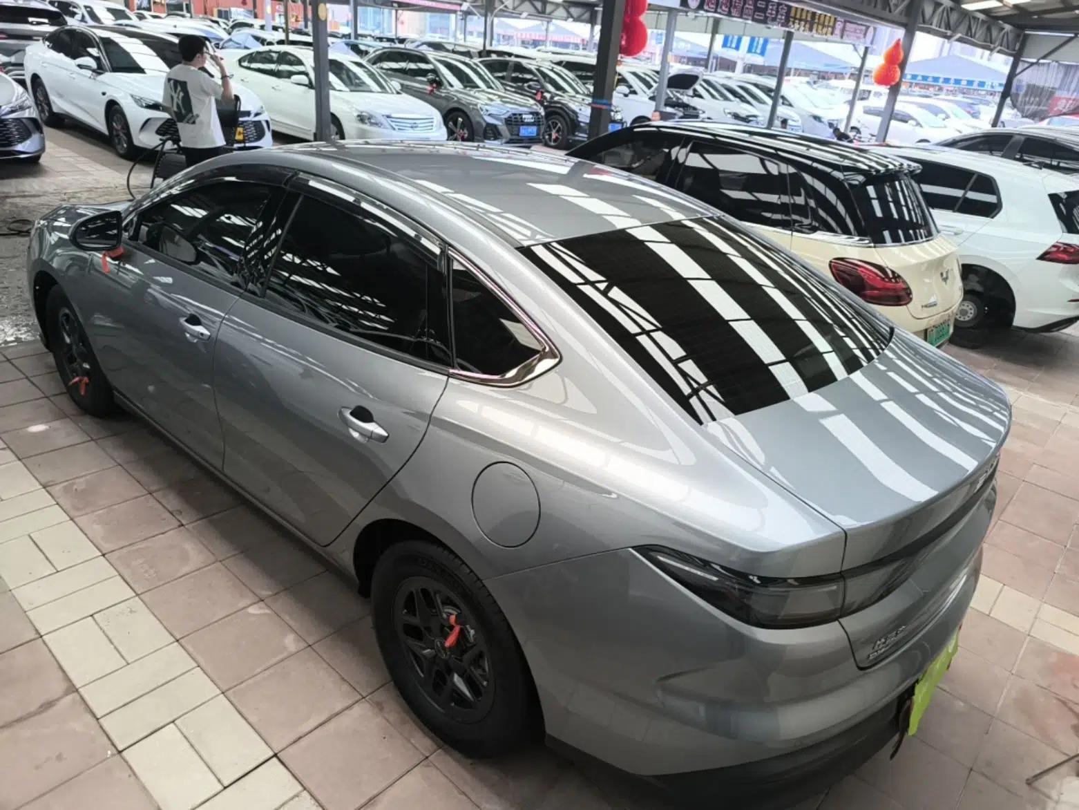 BYD Seal 05 DM-i 2025 DM-i Smart Drive 55KM Luxury Model — миниатюра 4