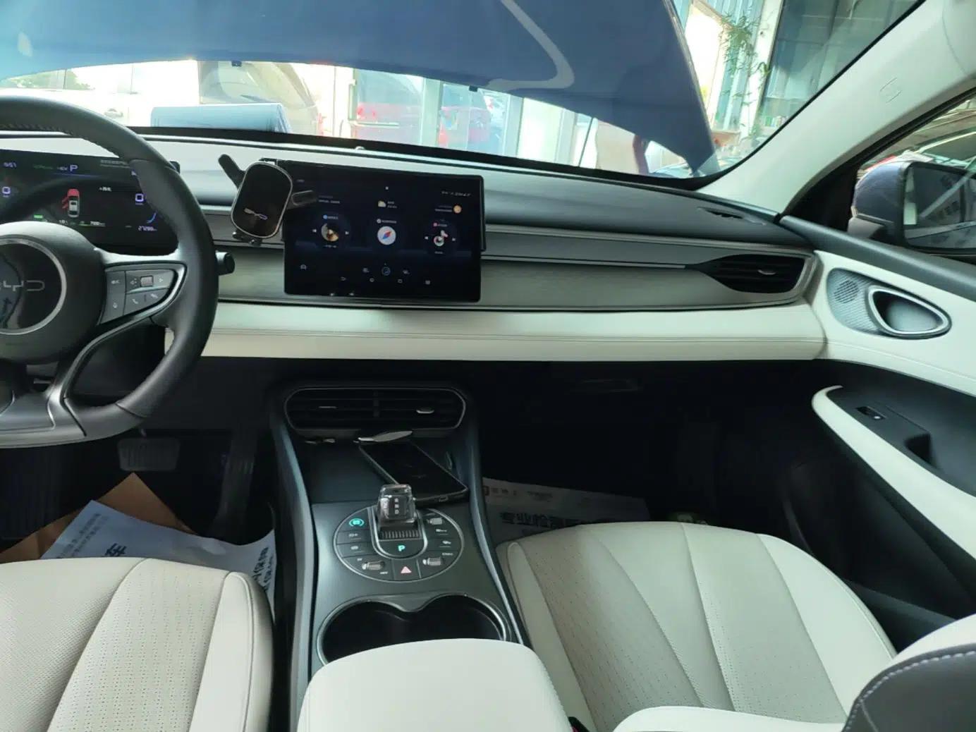 BYD Seal 05 DM-i 2025 DM-i Smart Drive 55KM Luxury Model — миниатюра 20