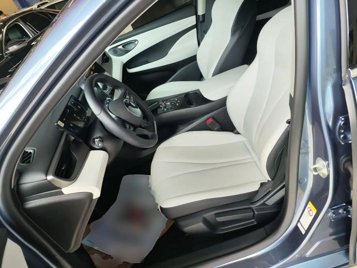 BYD Seal 05 DM-i 2025 DM-i Smart Drive 55KM Luxury Model — миниатюра 22