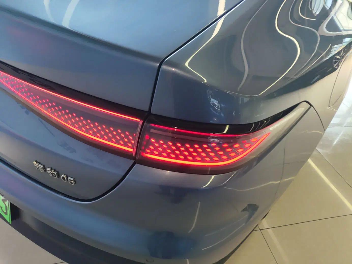 BYD Seal 05 DM-i 2025 DM-i Smart Drive 55KM Luxury Model — миниатюра 9