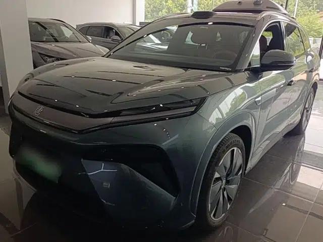 BYD Tang L 2025 DM 175KM Drone Player Edition