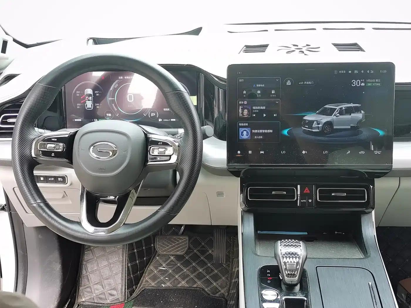 Trumpchi GS8 2022 Hybrid Series 2.0TM 2WD Premium Edition (7-seater) — миниатюра 12