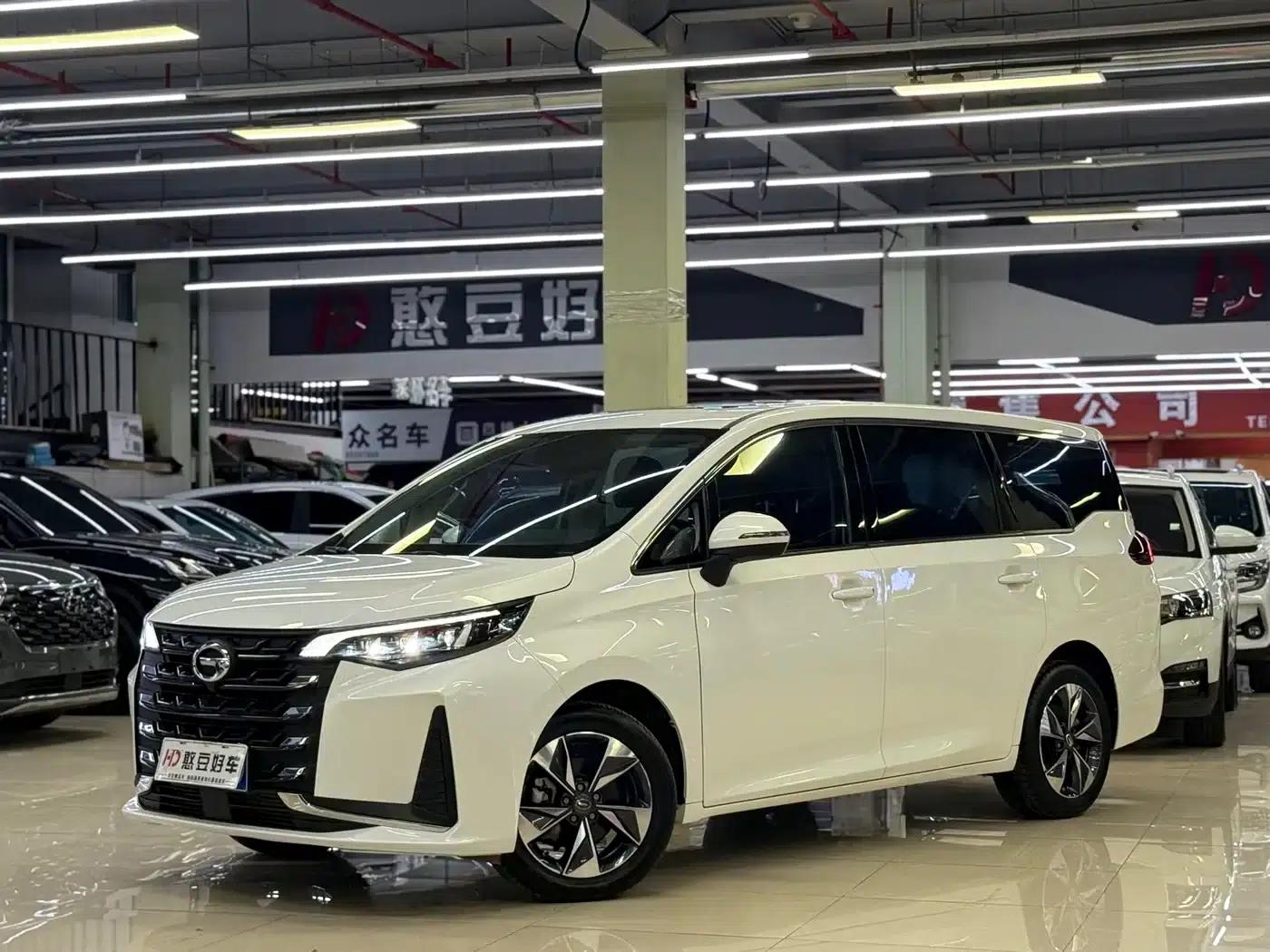 Trumpchi M6 2021 PRO 270T DCT Luxury Edition — миниатюра 1