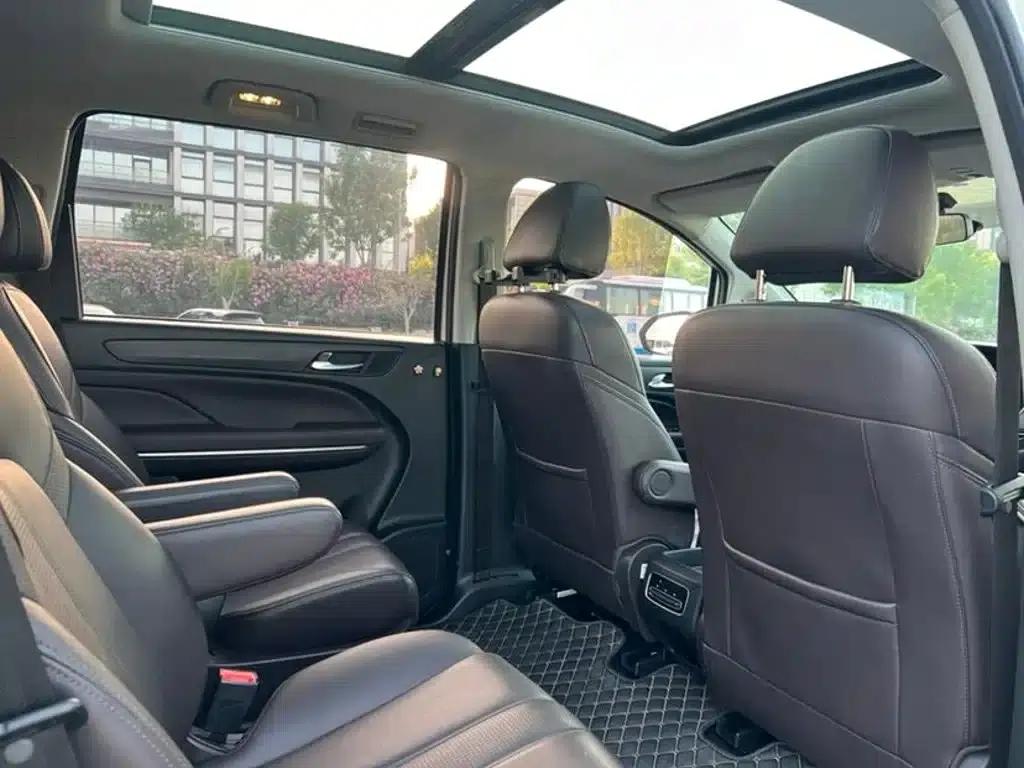 Trumpchi M6 2019 270T Automatic Premium Edition (7-seater) National V Emission Standard — миниатюра 9