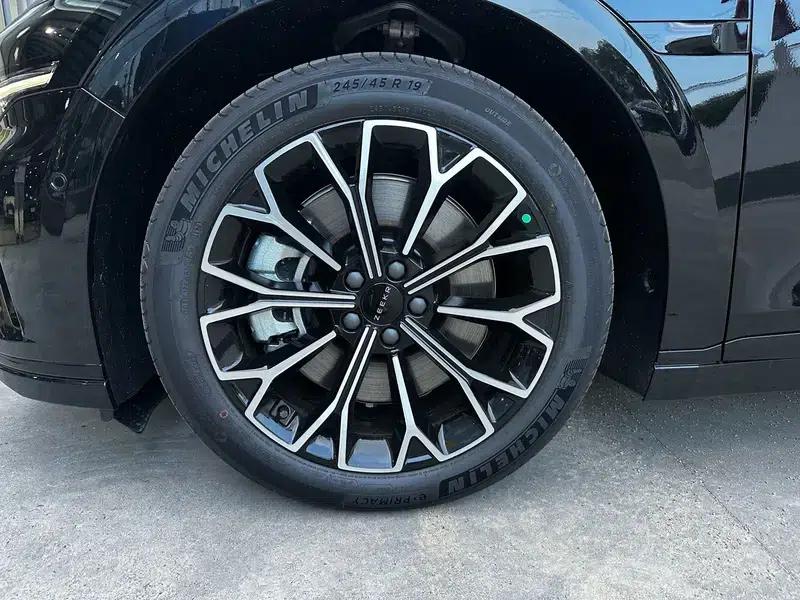 ZEEKR 007GT 2025 Rear-Wheel Drive Intelligent Driving Edition 75kWh — миниатюра 5