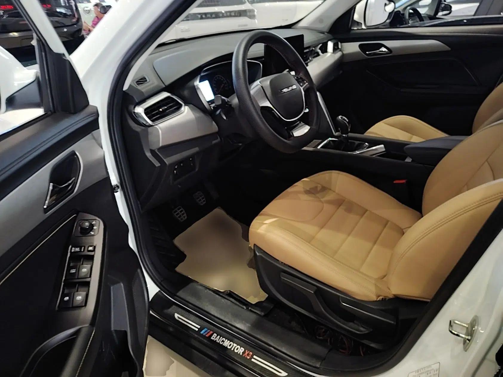 BAIC Beijing X3 2021 1.5T Manual Glory Edition — миниатюра 18