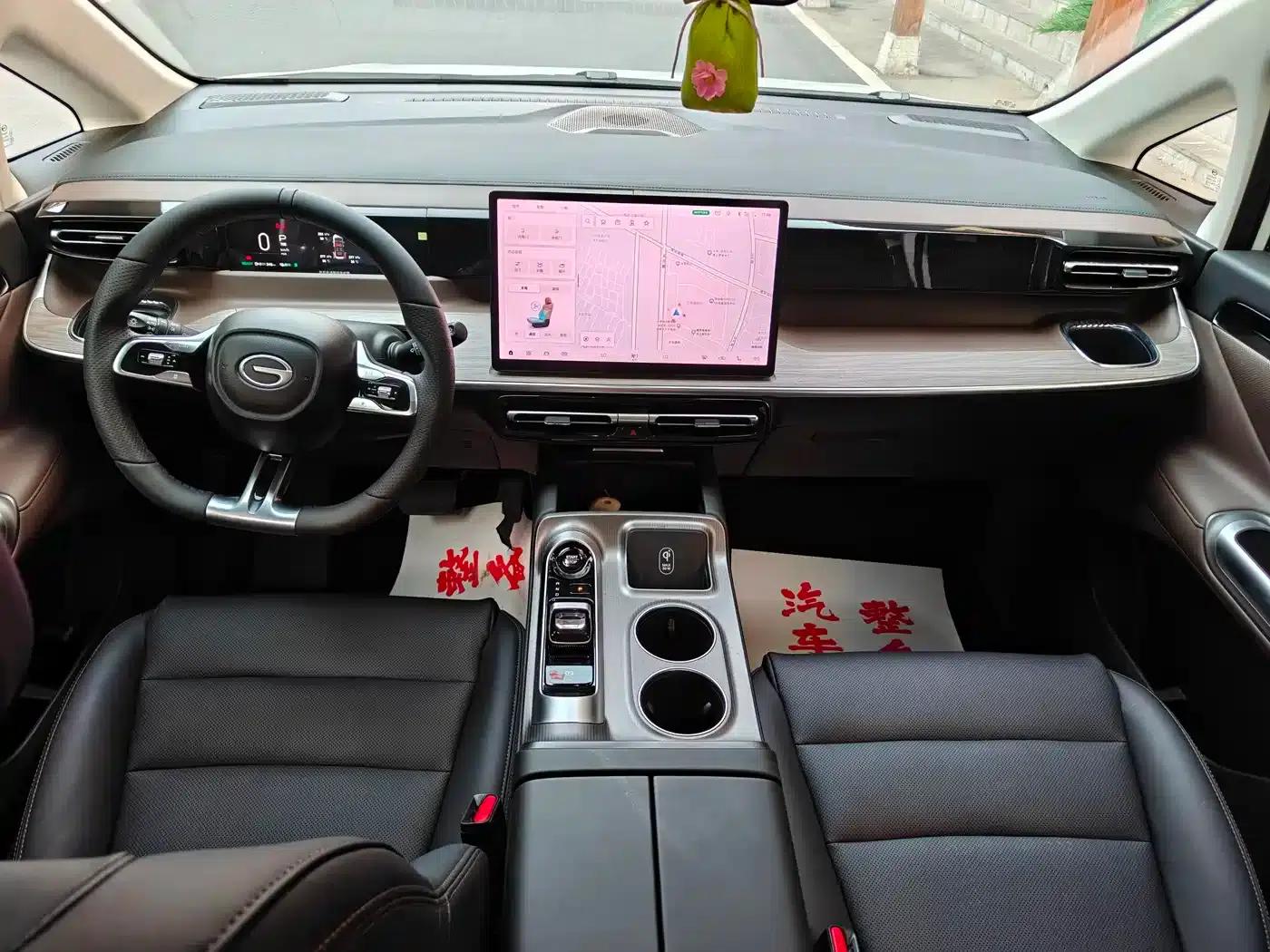 Trumpchi E8 2024 Glory Series 2.0L Glory Edition — миниатюра 6