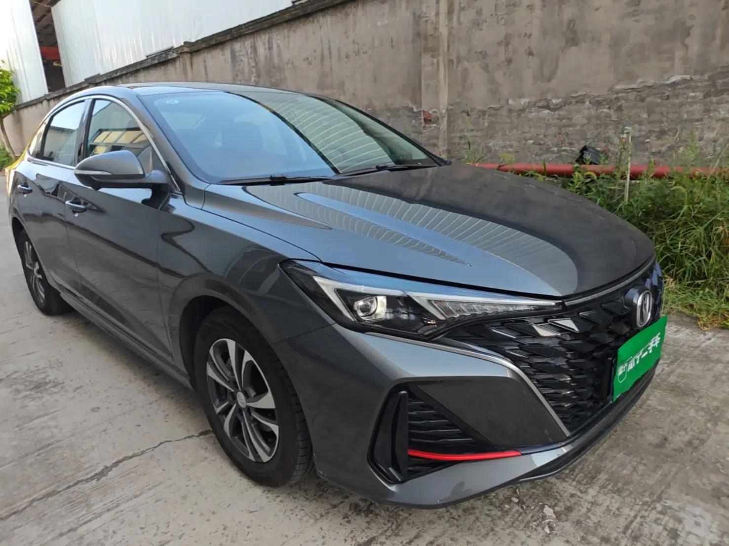 CHANGAN Eado 2025 PLUS 1.4T Dual-Clutch High-Energy Version — миниатюра 3