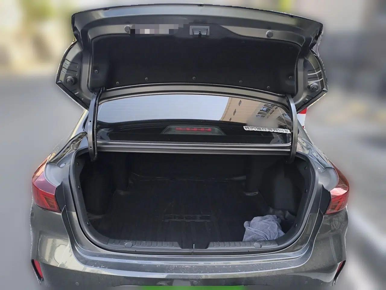CHANGAN Eado 2023 Changan Edition PLUS Blue Whale NE 1.4T GDI DCT Prestige Version — миниатюра 16