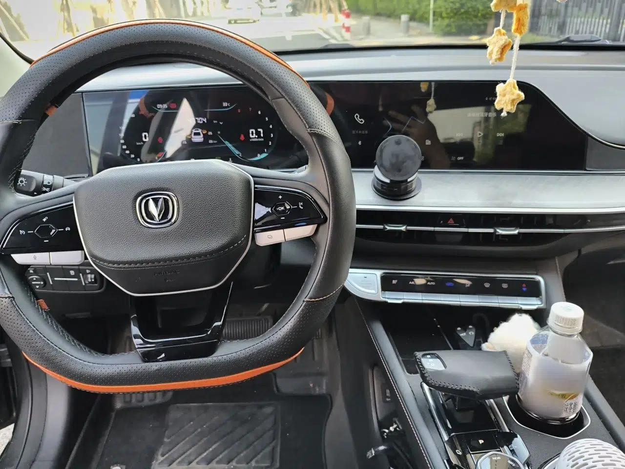 CHANGAN Eado 2023 Changan Edition PLUS Blue Whale NE 1.4T GDI DCT Prestige Version — миниатюра 18