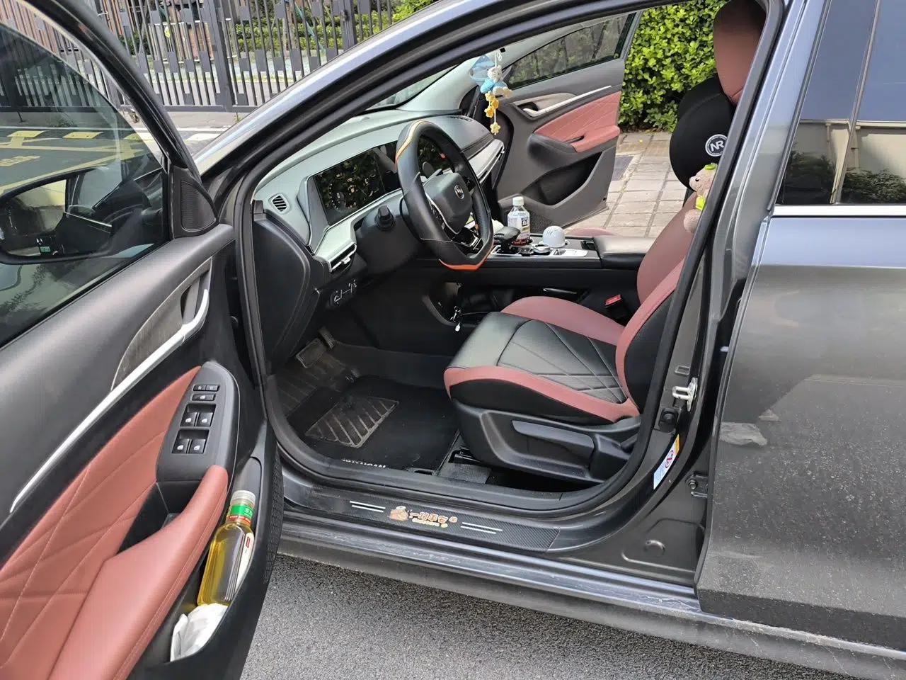 CHANGAN Eado 2023 Changan Edition PLUS Blue Whale NE 1.4T GDI DCT Prestige Version — миниатюра 19