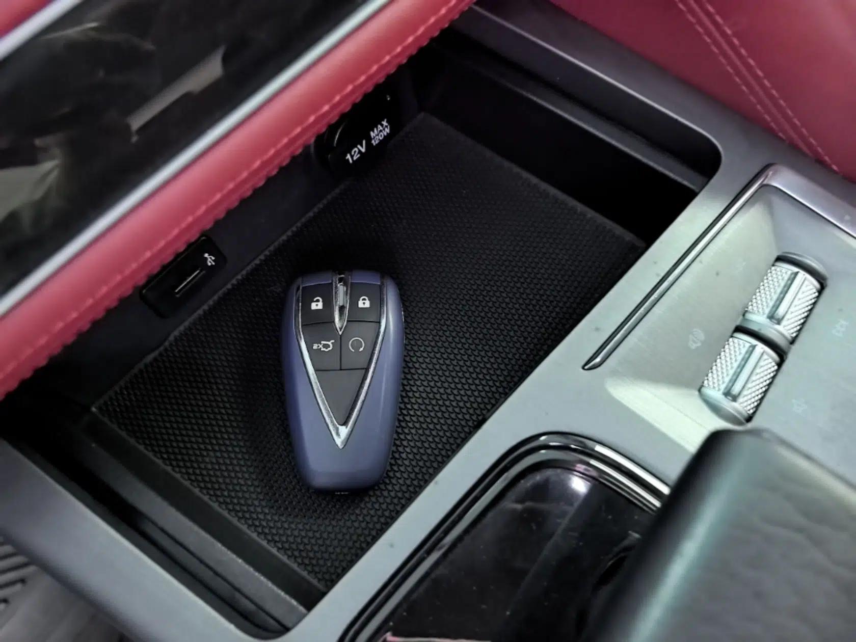 CHANGAN CS75 PLUS 2022 1.5T Automatic Luxury Model — миниатюра 28