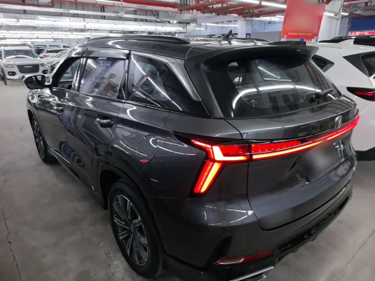 CHANGAN CS75 PLUS 2023 3rd Generation 1.5T Automatic Prestige Model — миниатюра 4