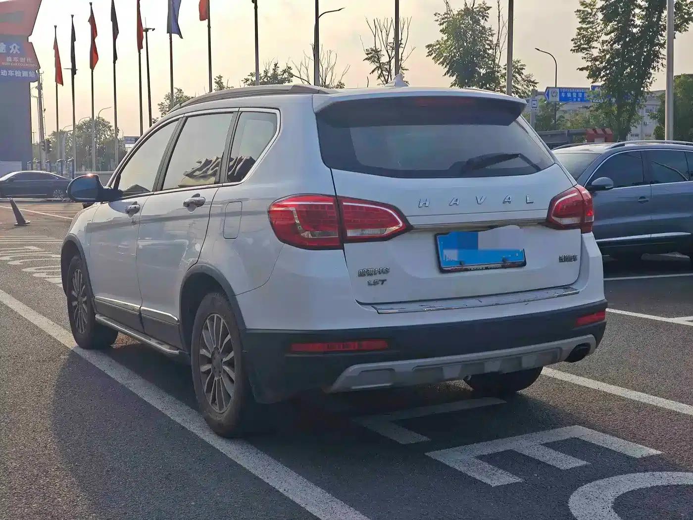 Haval H6 2017 Red Label Sport Edition 1.5T Automatic 2WD Luxury — миниатюра 7