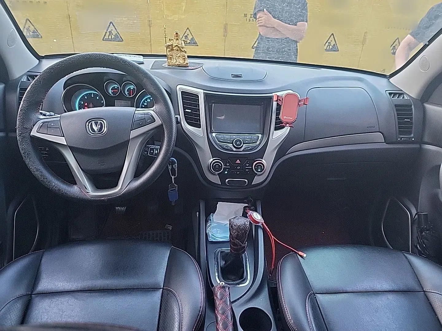 CHANGAN CS35 2014 1.6L Manual Luxury Model China IV Standard — миниатюра 9