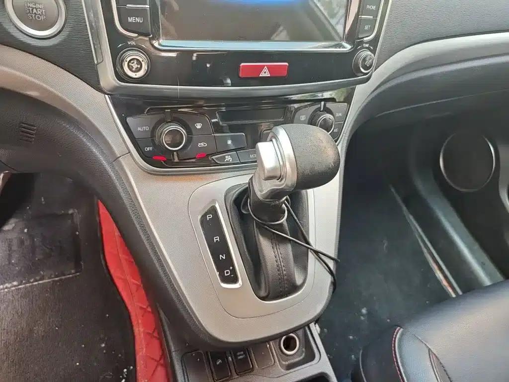 Haval M6 2019 1.5T DCT 2WD Elite (China VI Emission Standard) — миниатюра 15