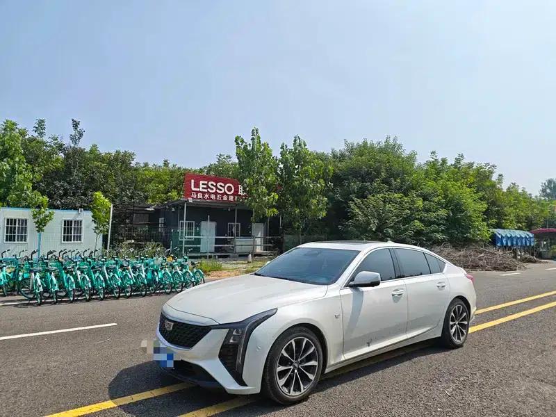 2025 Cadillac CT5 28T City Sport Edition — миниатюра 1