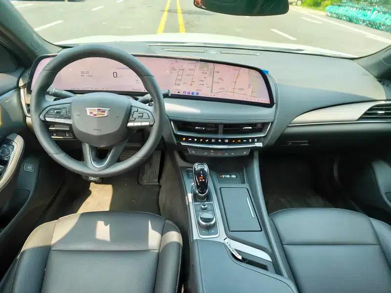 2025 Cadillac CT5 28T City Sport Edition — миниатюра 7