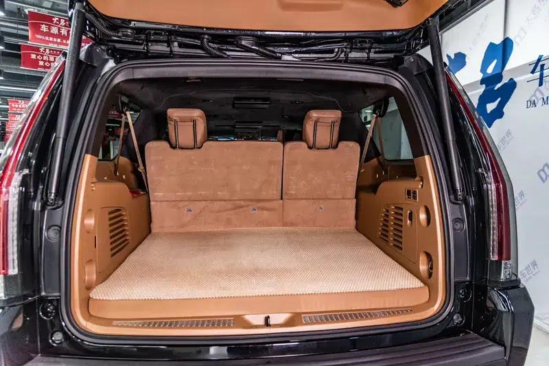 2016 Cadillac Escalade 6.2L Automatic 4WD 7-Seater (Parallel Import) — миниатюра 18
