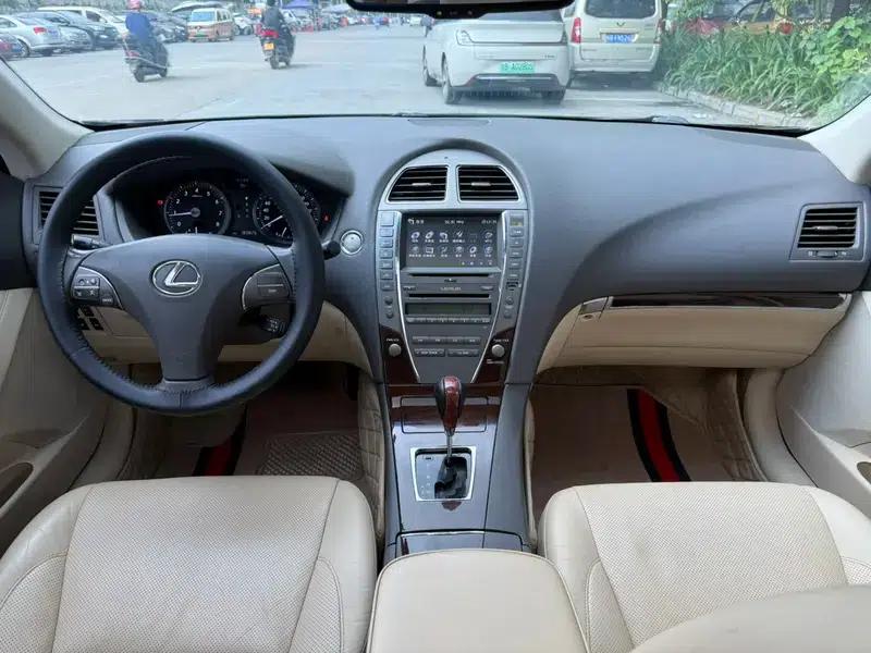 Lexus ES 2010 240 Luxury Edition — миниатюра 8