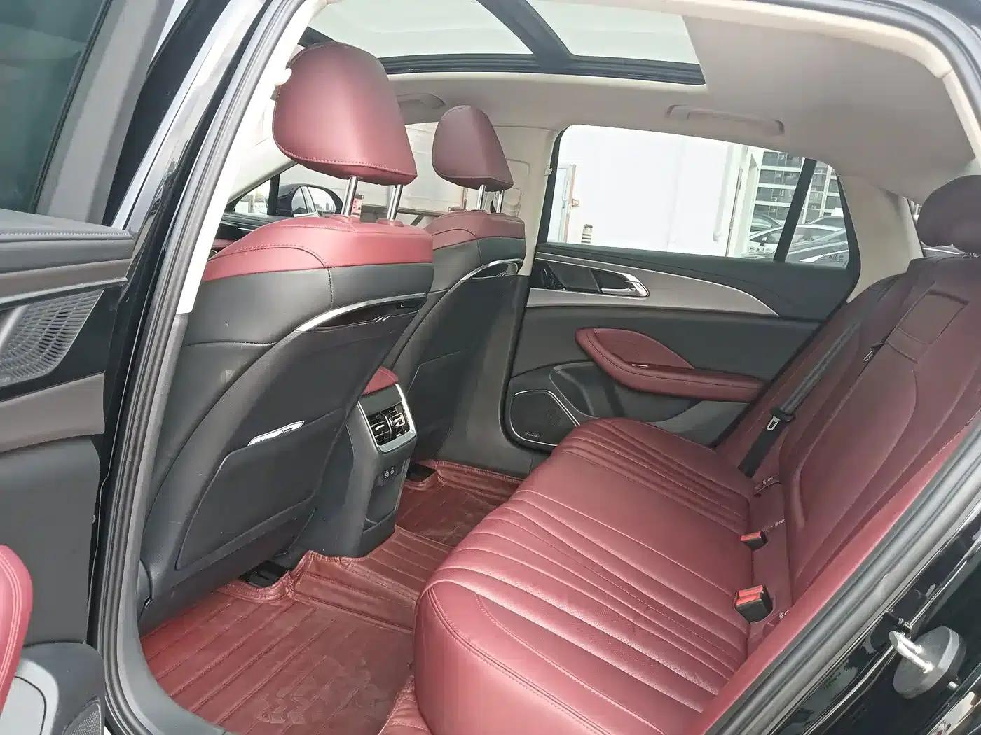 Hongqi H5 2024 2.0T Automatic Intelligent Flagship Edition — миниатюра 11