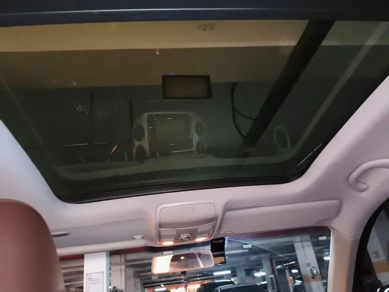 Volkswagen Tiguan 2013 1.8TSI Automatic Two-Wheel Drive Luxury Model — миниатюра 18