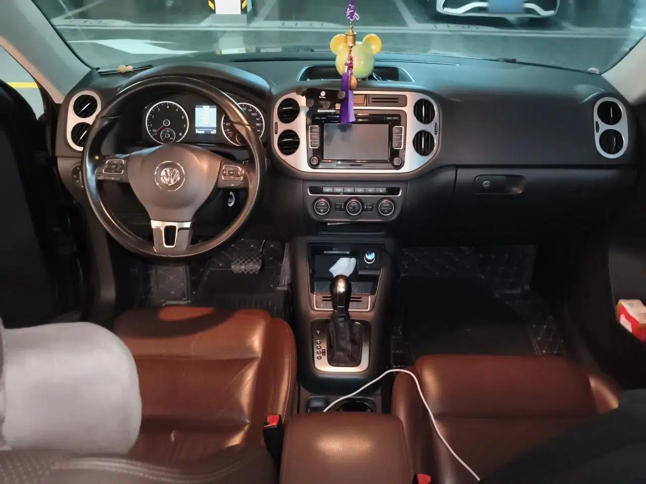 Volkswagen Tiguan 2013 1.8TSI Automatic Two-Wheel Drive Luxury Model — миниатюра 9