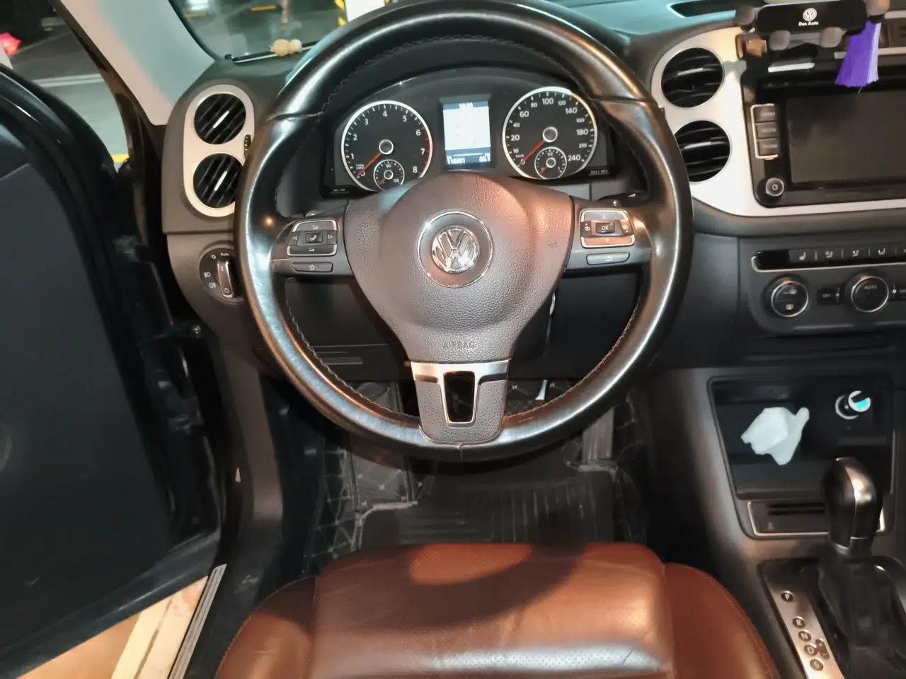 Volkswagen Tiguan 2013 1.8TSI Automatic Two-Wheel Drive Luxury Model — миниатюра 10