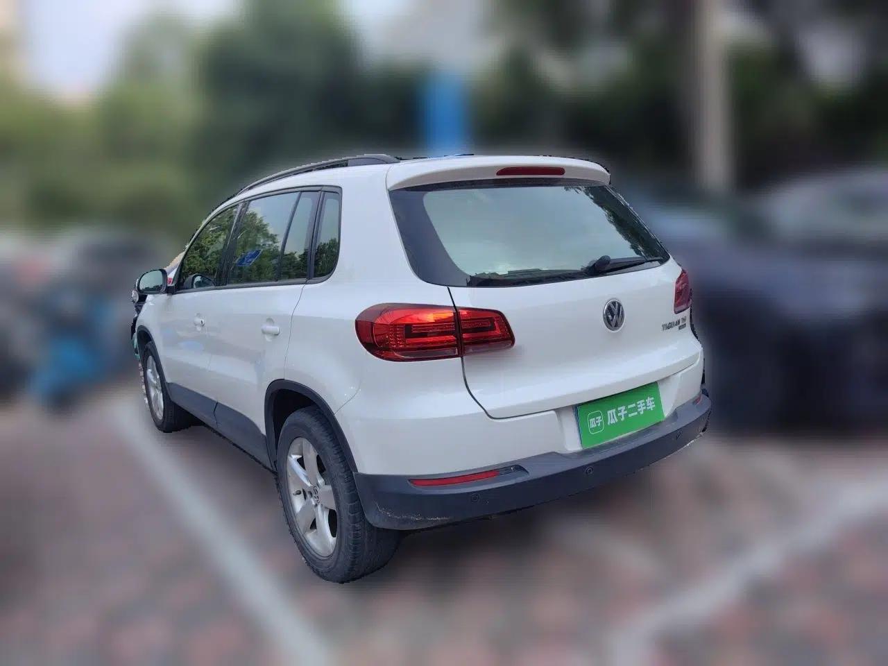 Volkswagen Tiguan 2013 1.8TSI Automatic All-Wheel-Drive Comfort Edition — миниатюра 4