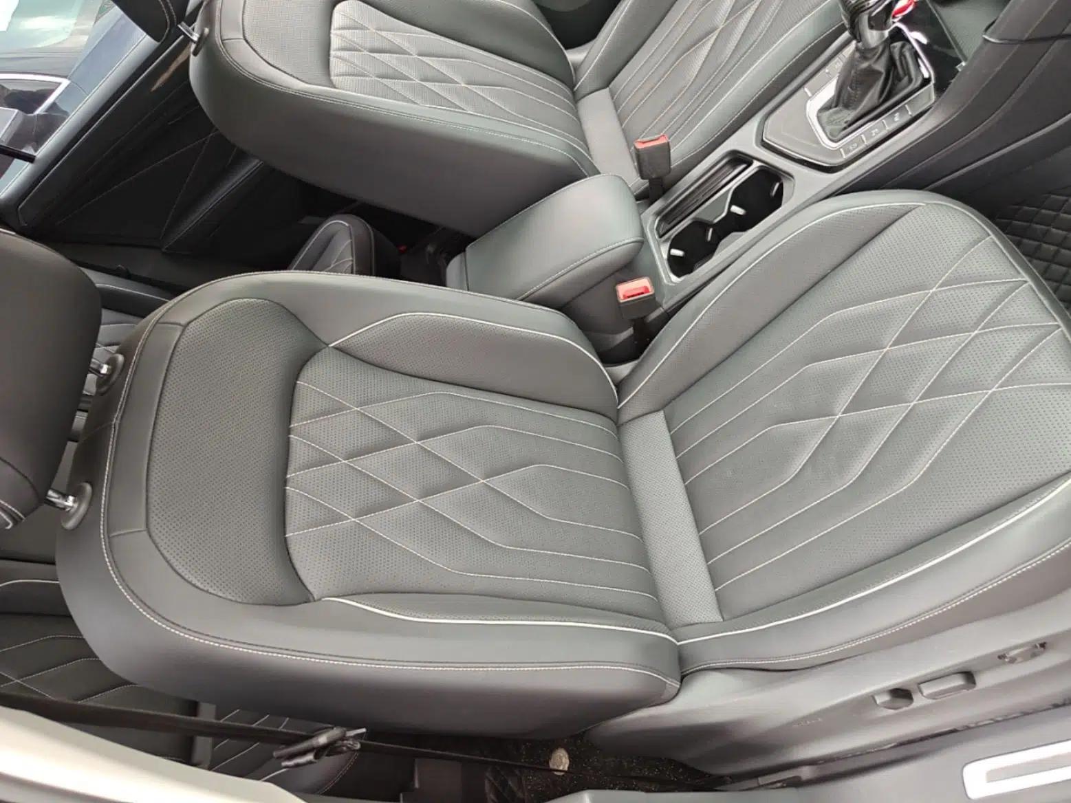 Volkswagen Tiguan L 2022 330TSI Automatic Two-Wheel Drive R-Line Enhanced Edition — миниатюра 19