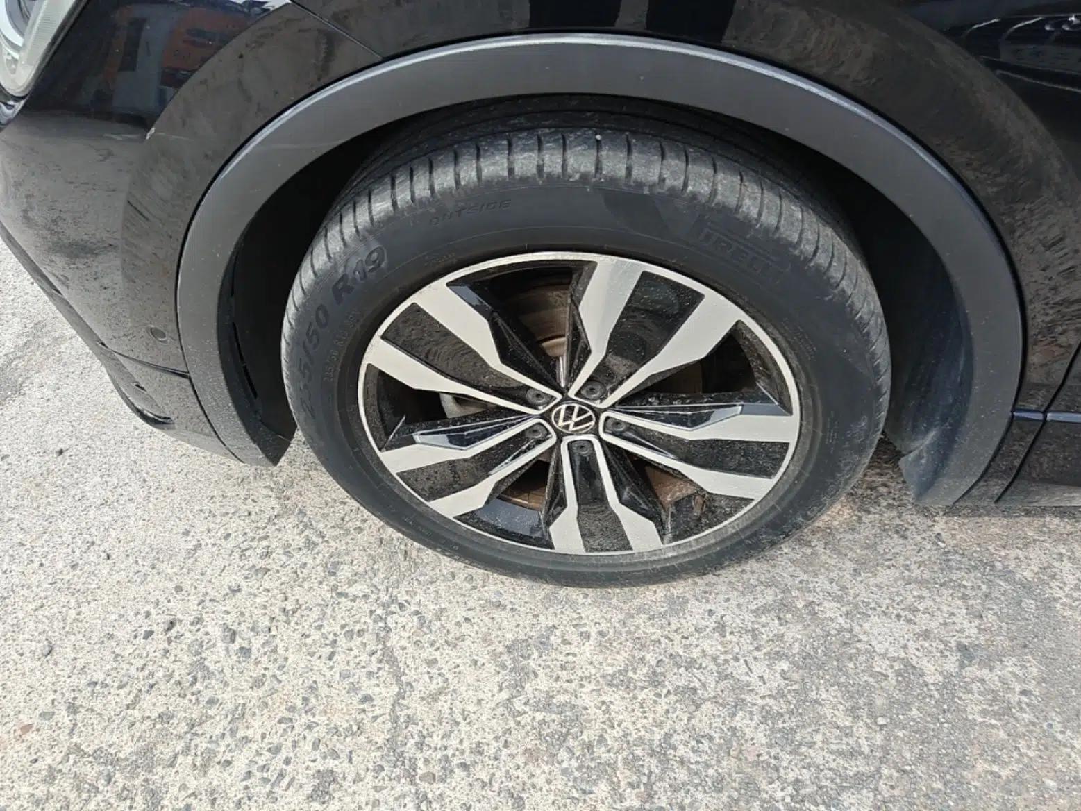 Volkswagen Tiguan L 2022 330TSI Automatic Two-Wheel Drive R-Line Enhanced Edition — миниатюра 10