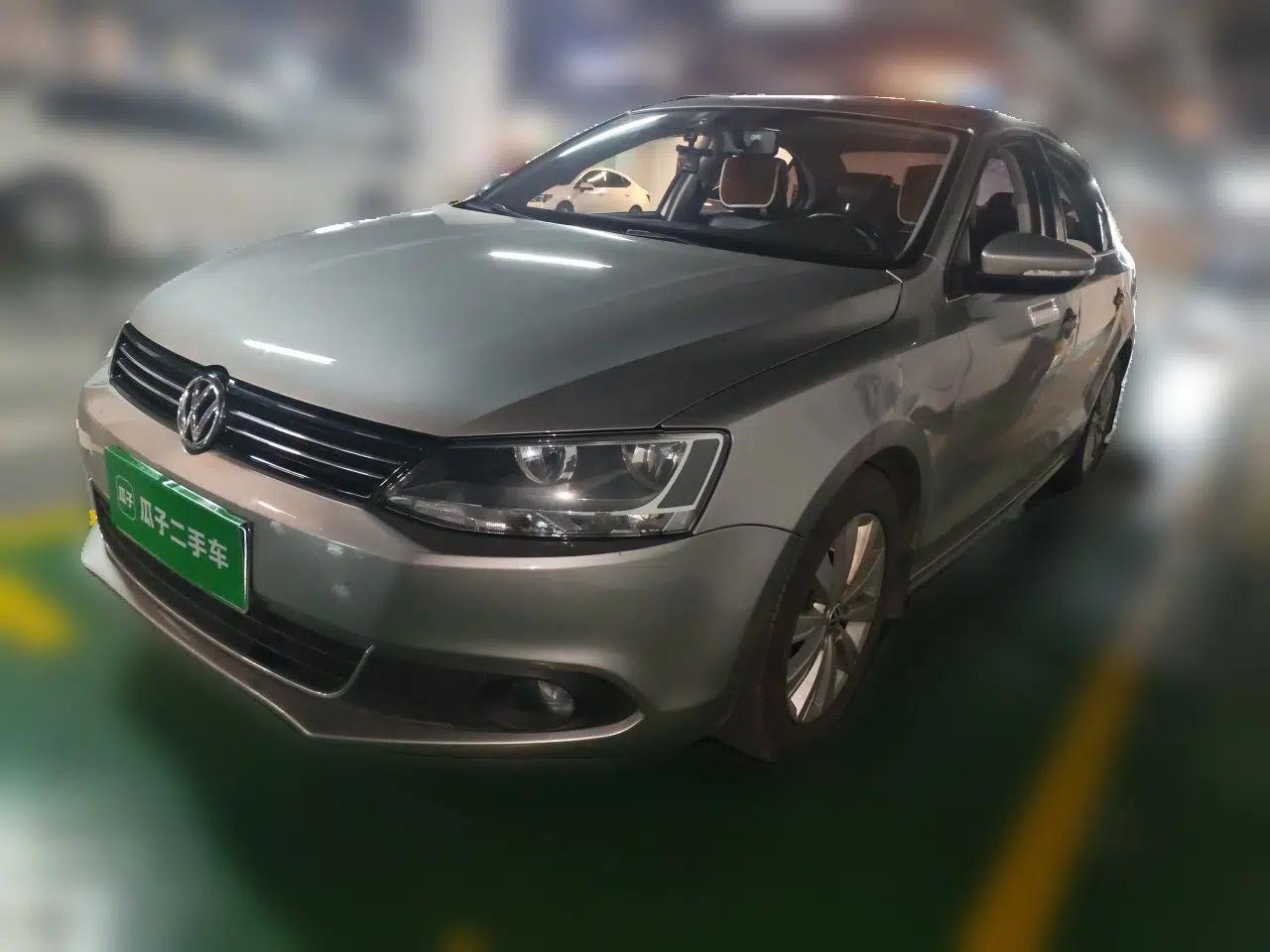 Volkswagen Sagitar 2014 Revised Version 1.6L Manual Comfort Edition — миниатюра 1