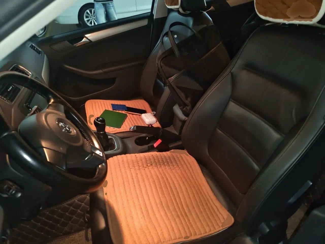 Volkswagen Sagitar 2014 Revised Version 1.6L Manual Comfort Edition — миниатюра 15